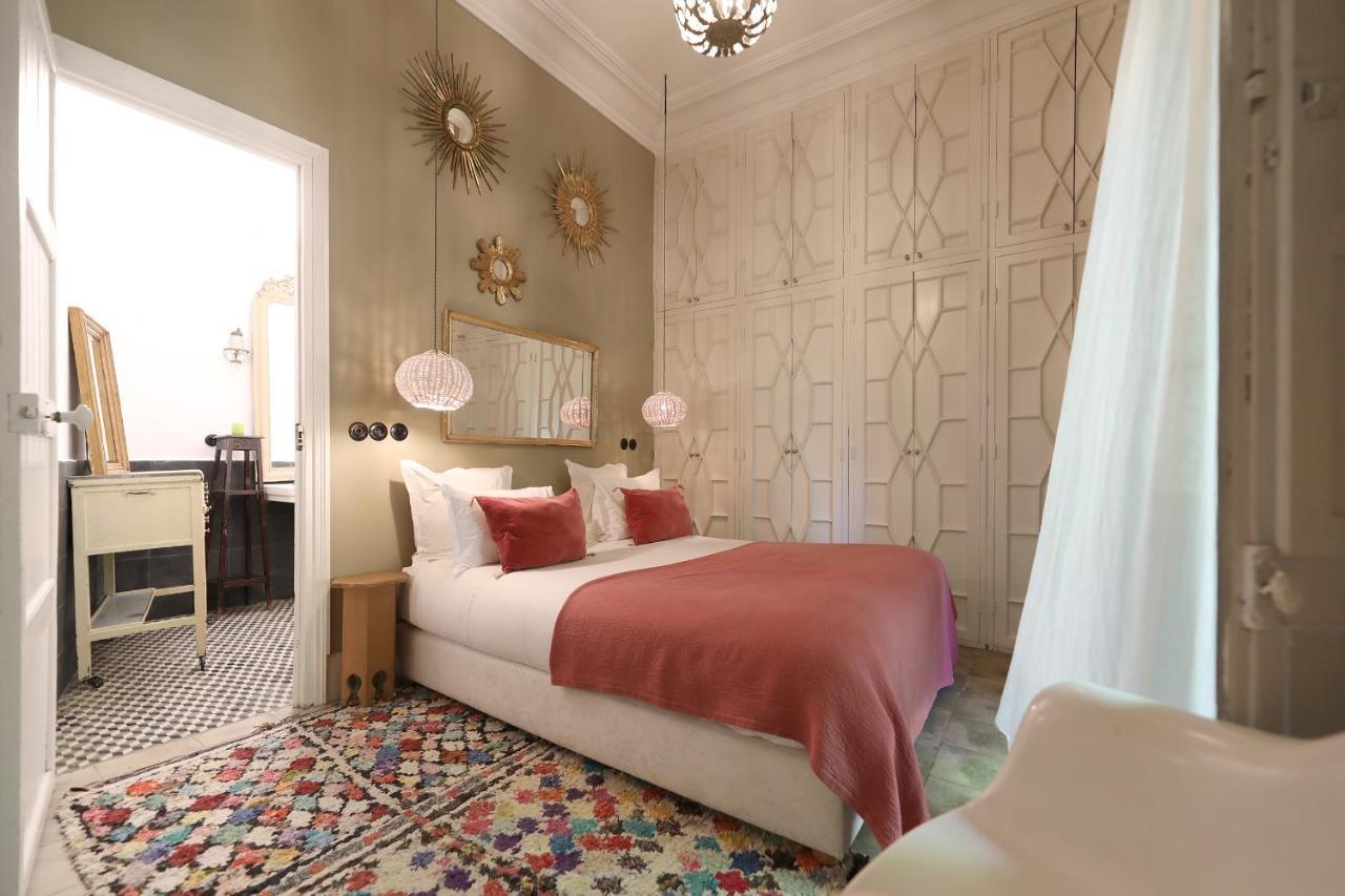 タンジェ Mimi Calpe Bed & Breakfast エクステリア 写真